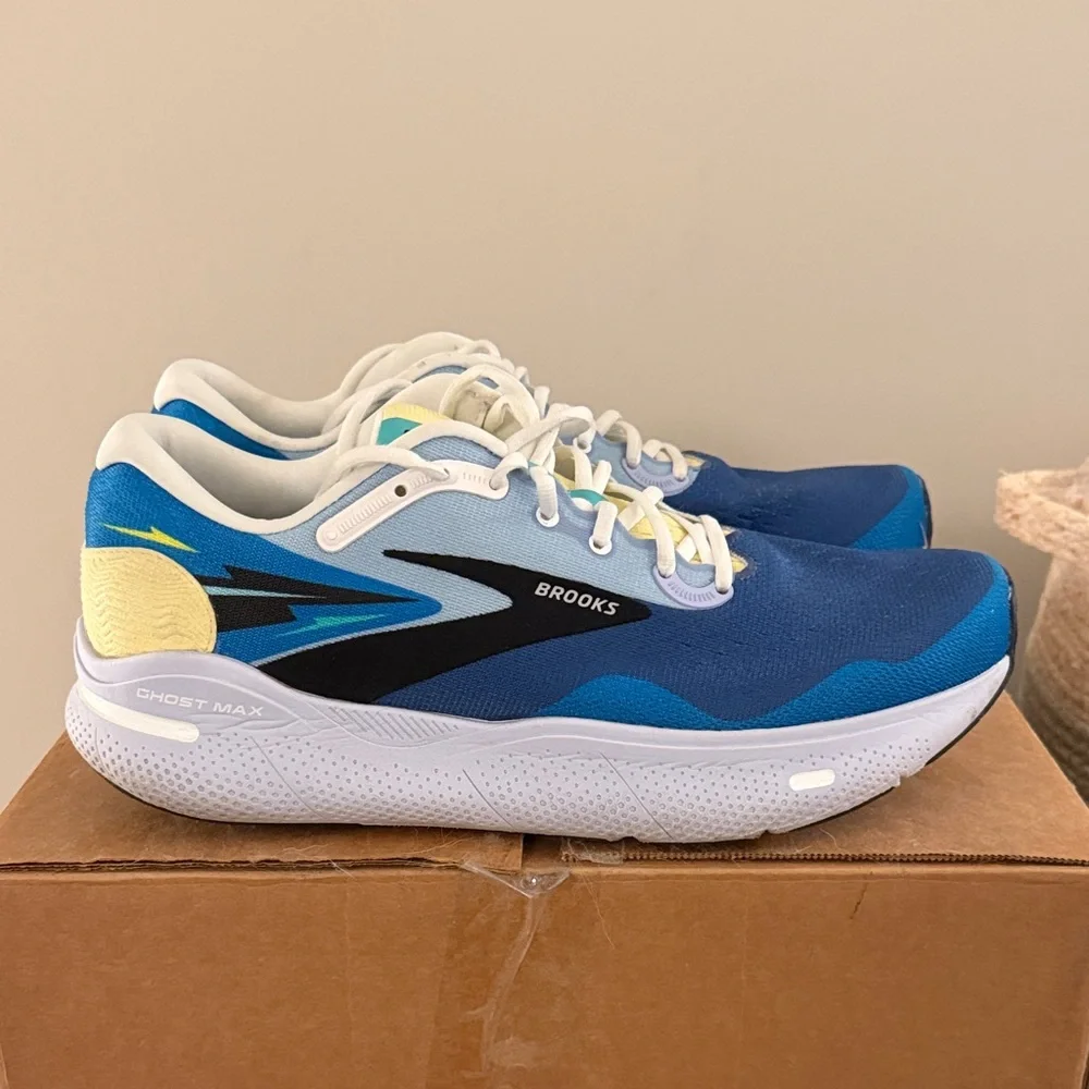 Brooks Ghost Max- Size 12 (Damon Brown Collection) - Picture 2 of 6